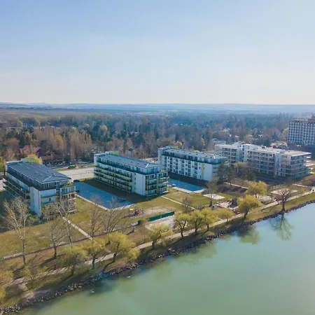 Mf Silver Panorama Apartment Siófok